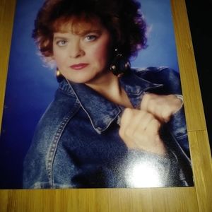 Meet your Posher, Debbie